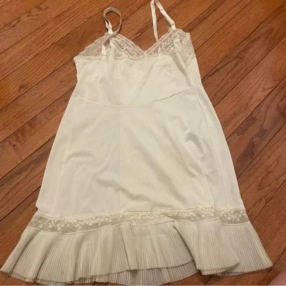 Vintage Cream Lace Pleated Ruffle Slip Dress - Picture 3 of 6